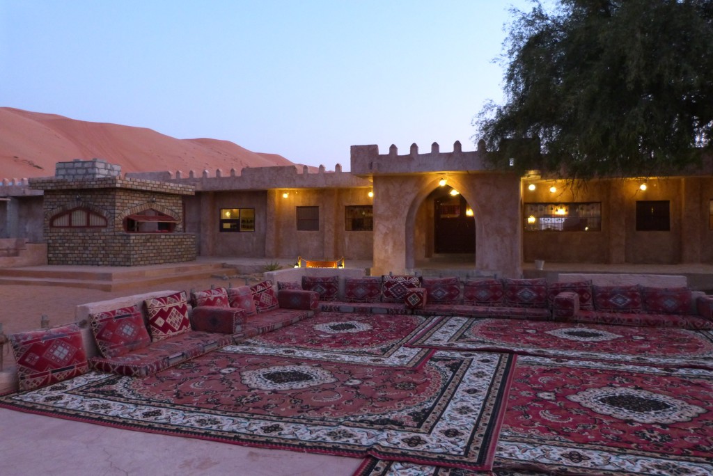 Salon extérieur - Arabian Oryx Hôtel