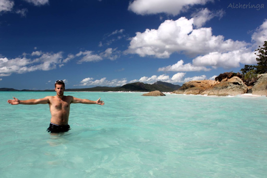 Plongeon dans les eaux turquoises des Whitsundays Islands