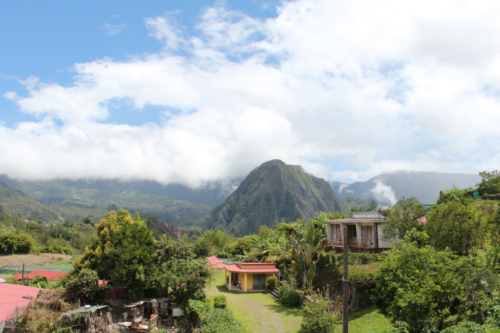 Hell-Bourg fait partie de la commune de Salazie situé dans les Hauts de l'île de La Réunion