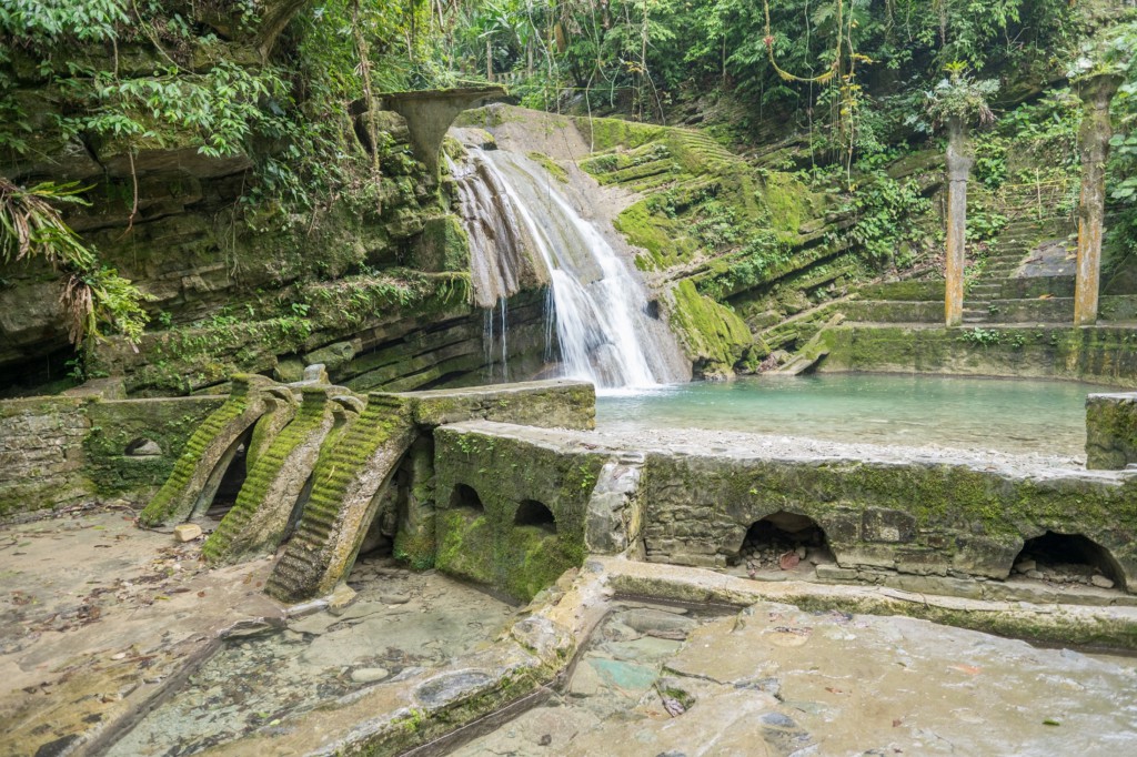 Cascade et piscine de Las Pozas