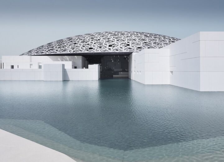 Le Louvre d’Abu Dhabi émerveille les visiteurs depuis son ouverture