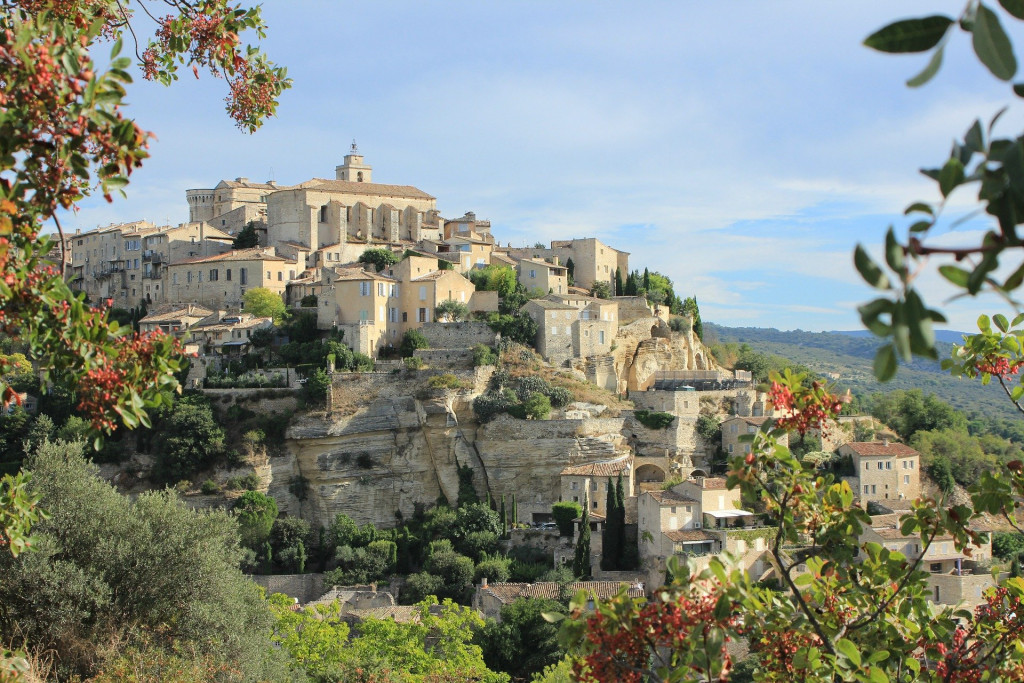 Gordes, @Neil Gibbon/Pixabay