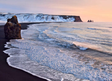 Magie de la nature islandaise en hiver