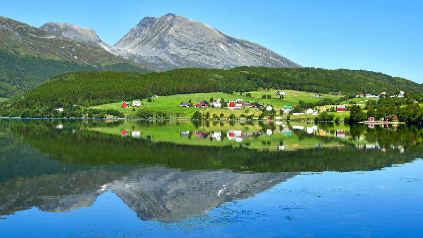 Circuit dans les fjords de Norvège