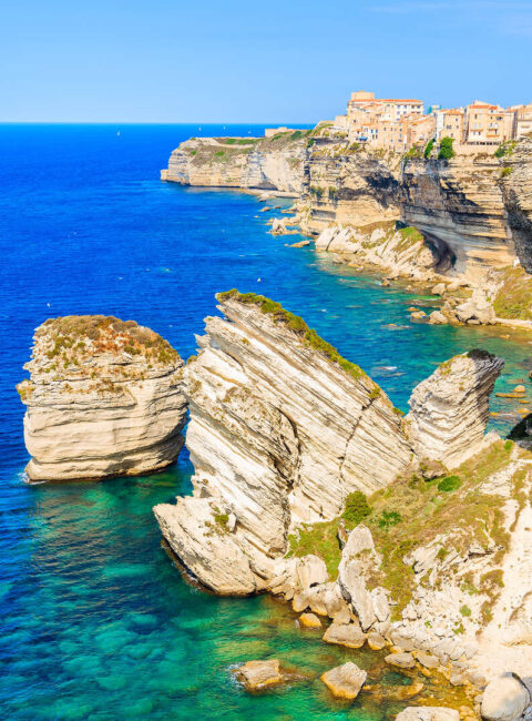 De villages authentiques en paysages emblématiques au cœur de l’île de Beauté