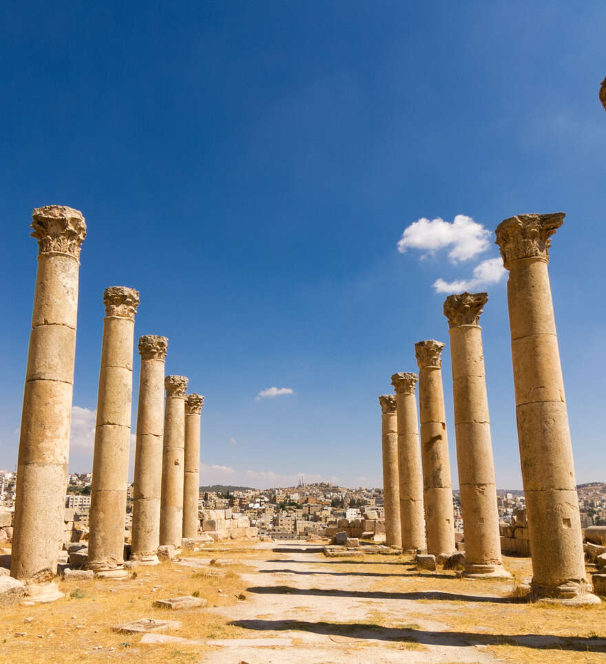 Pourquoi opter pour un autotour pour explorer Jerash en Jordanie? 