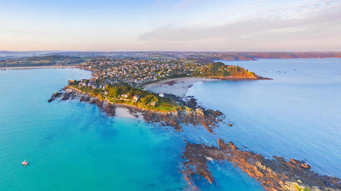 Voyage en France : les quatre coins du monde juste à côté de chez vous