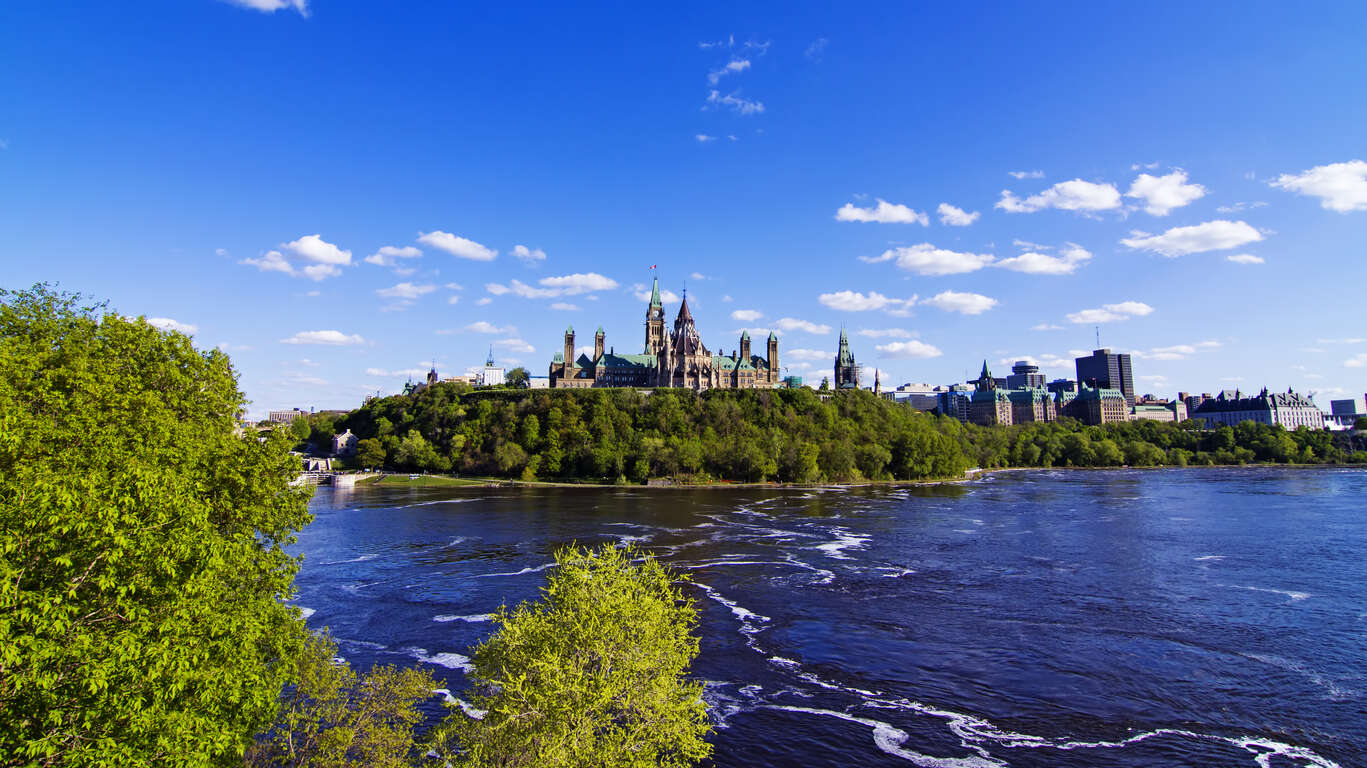 Voyage en Train de Toronto à Québec