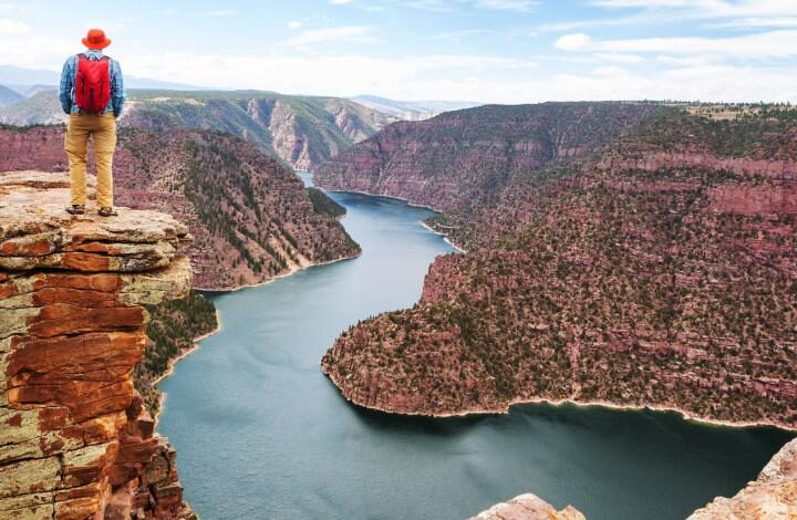 Les parcs de l’Ouest en randonnée – De Yellowstone à Las Vegas en petit groupe