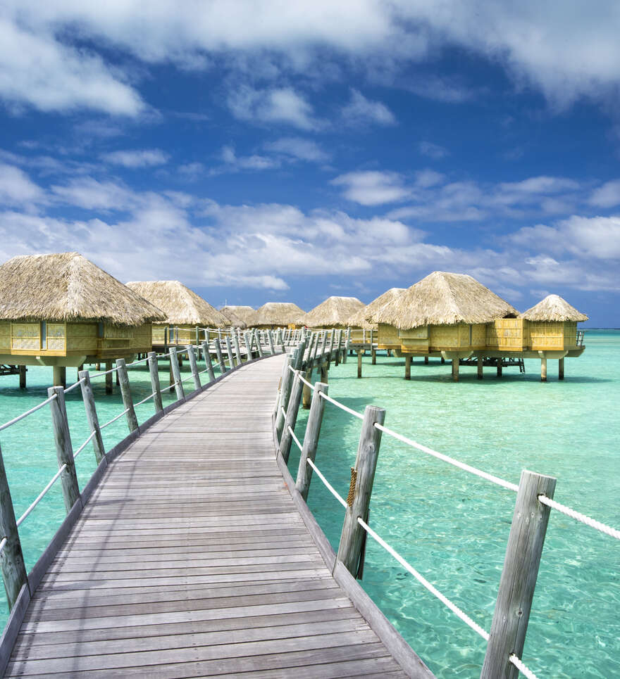 En bungalow sur pilotis à Tahiti