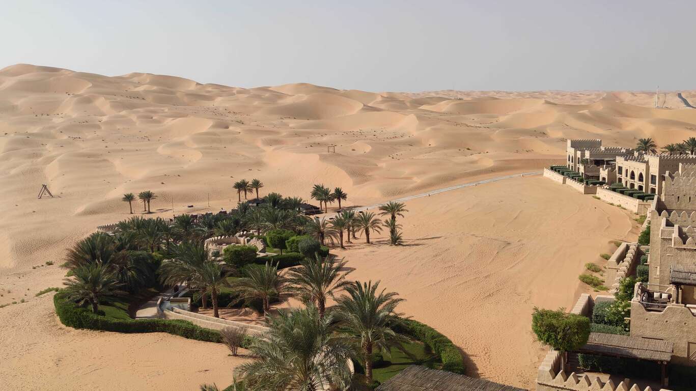 Escapade de rêve dans le désert des Émirats
