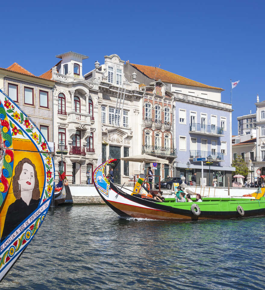 Explorez Aveiro pendant votre autotour au Portugal.