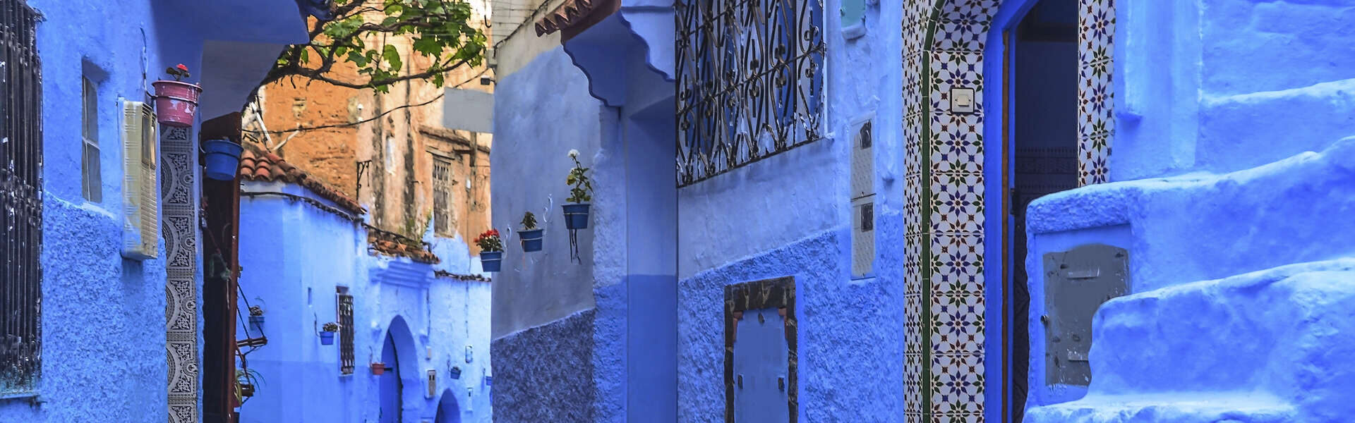 Autotour d'1 semaine via Fès, Meknès Chefchaouen, Tétouan et Tanger en riads