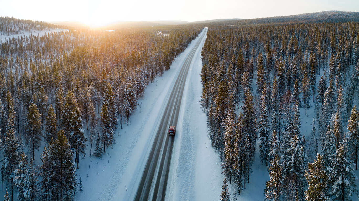 Road trip hivernal en Laponie