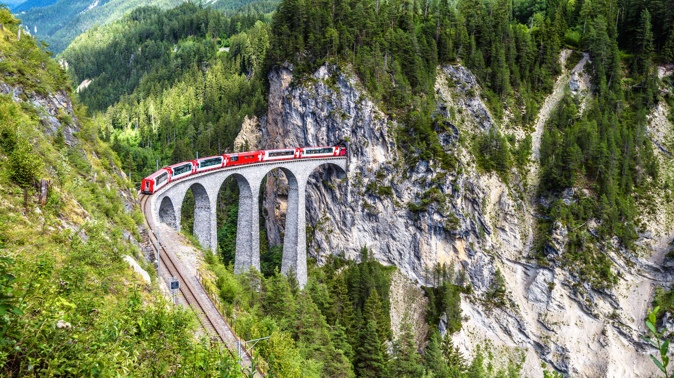 Voyage de luxe à bord du Glacier Express