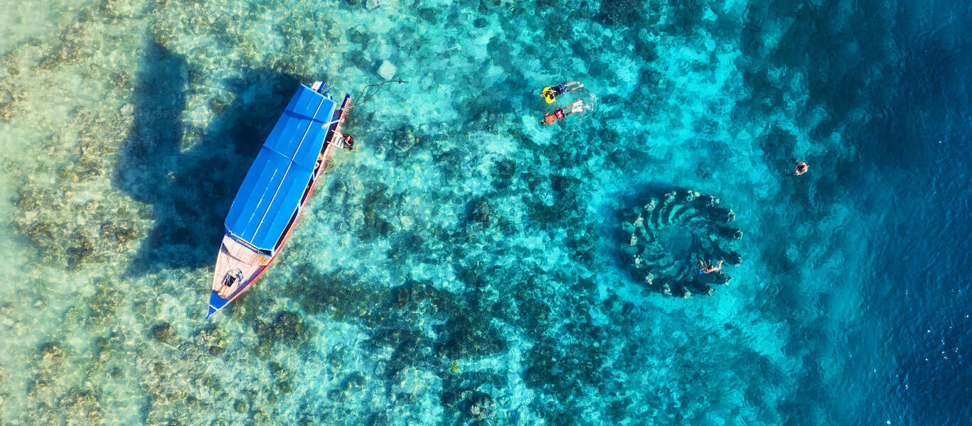 Raffinement Indonésien de la Jungle Sacrée aux Lagons d’Azur