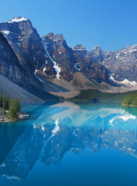 Montagnes, lacs et hôtels de luxe dans l’Ouest canadien