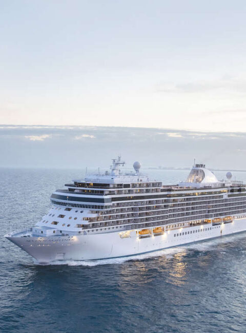 Tour du monde ultra-luxe à bord du Seven Seas Splendor