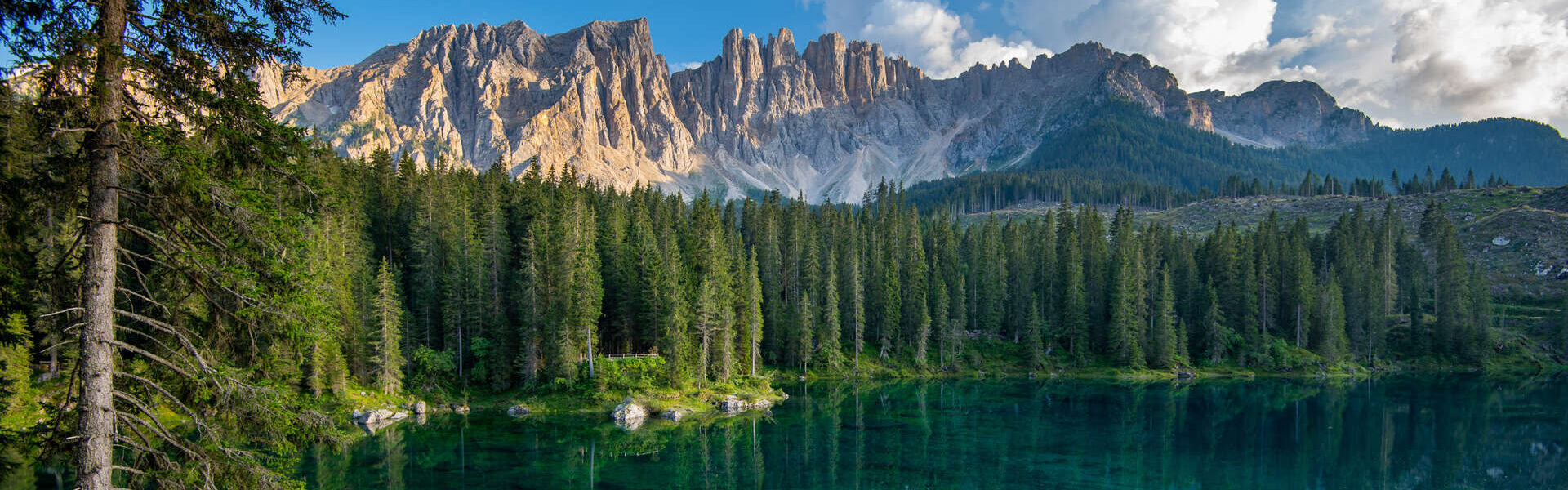 La beauté inoubliable des lacs et des Dolomites patrimoine Unesco