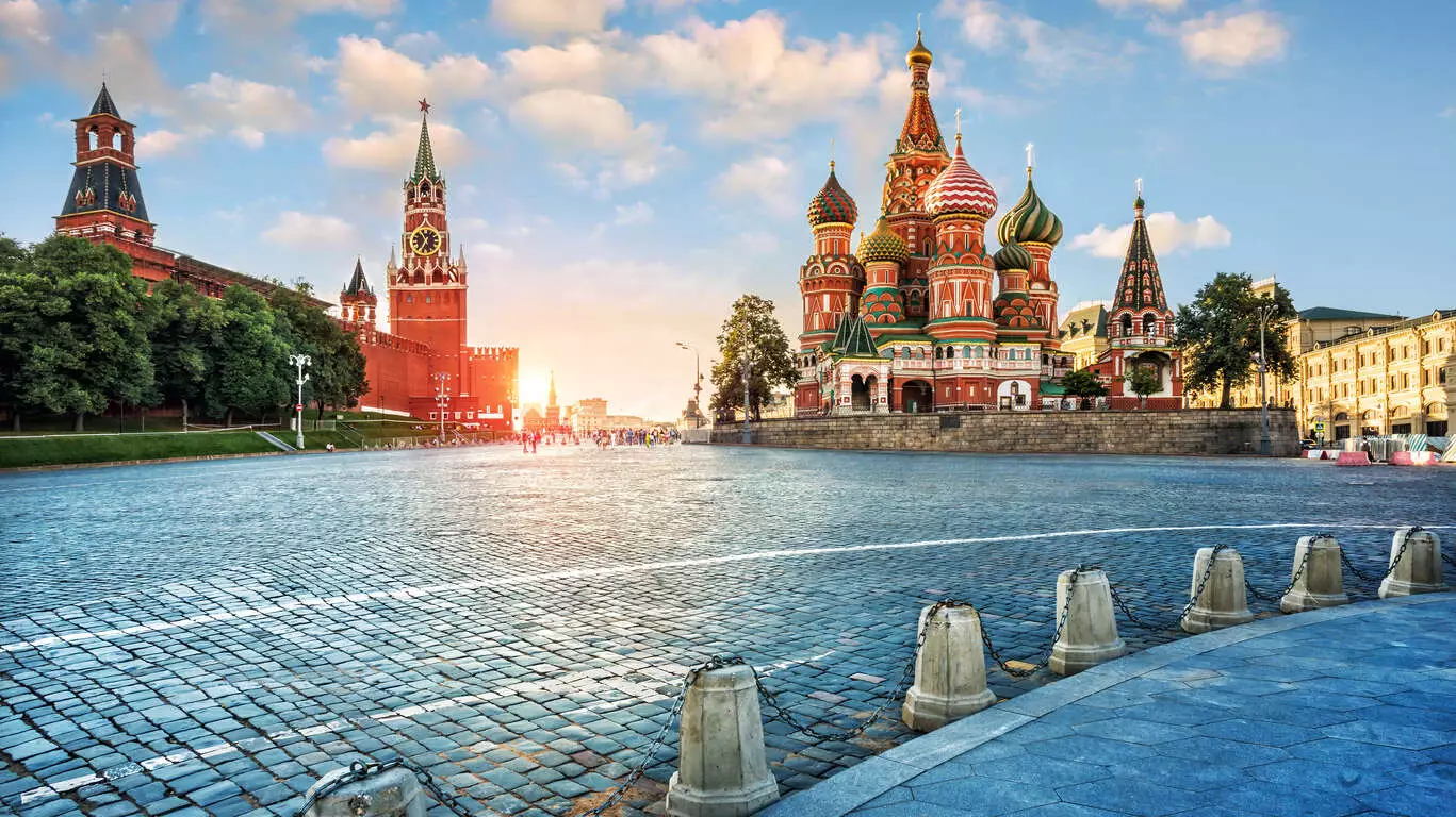 Moscou et Saint Pétersbourg, les capitales rivales