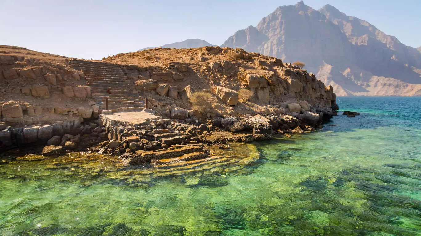 Entre terre et mer dans les Fjords d’Oman