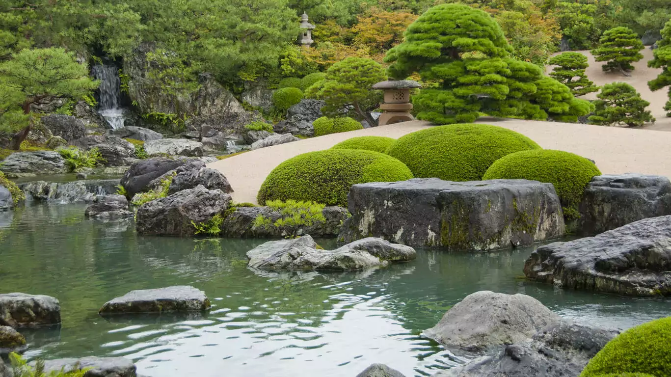 De la Mer intérieure à la Mer du Japon