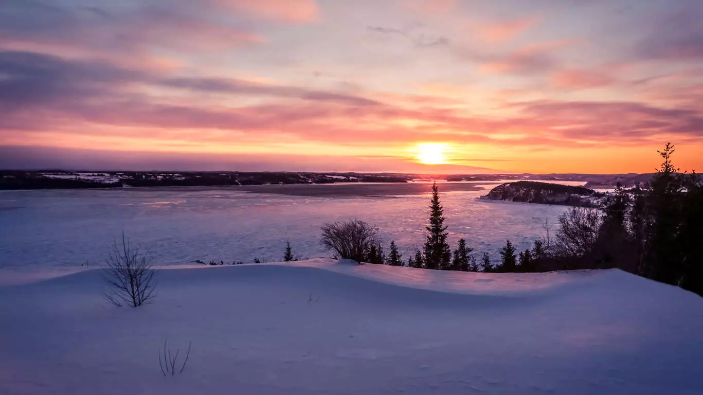 Le Fjord du Saguenay en hiver : La pourvoirie du Cap au Leste