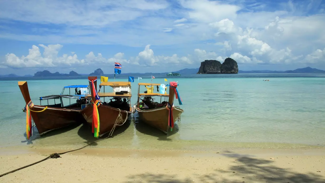 Krabi entre terre et plage, à contre courant
