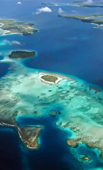 330 îles parsemées à travers le Sud de l’océan pacifique