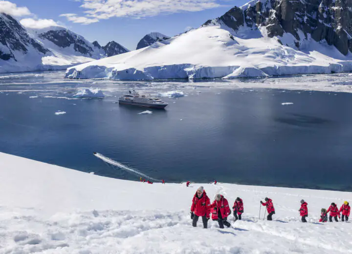 Fjords et glaciers du Spitzberg avec Ponant