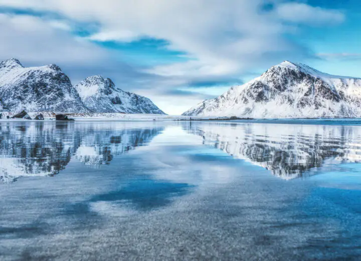 Escapade dans les fjords enneigés