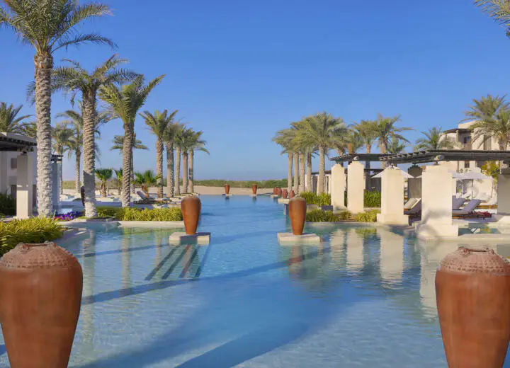 Abu Dhabi et Seychelles : dunes et lagons