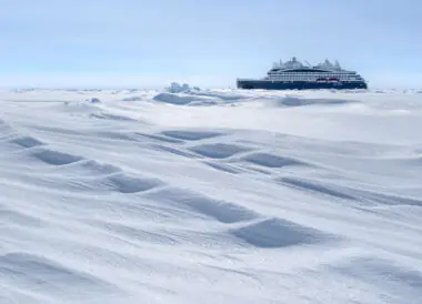 Expédition vers le pôle Nord géographique