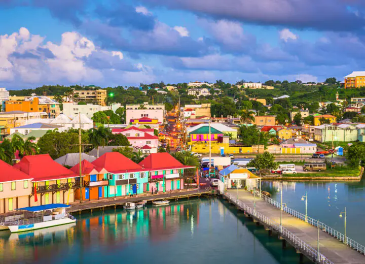 Que faire à Antigua : les incontournables du joyau des Caraïbes