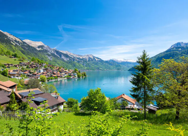 Tour de Suisse en train et hôtels historiques