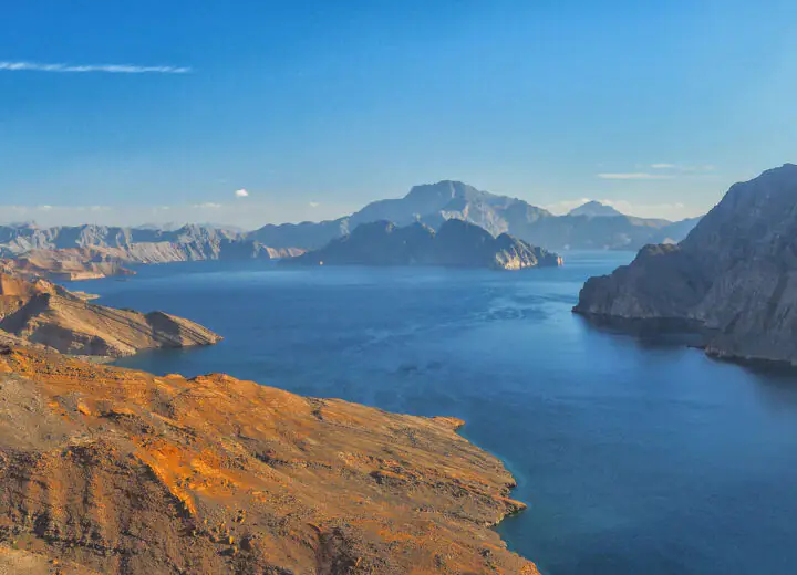 Voyage à Oman : entre traditions, hospitalité et paysages d’exception